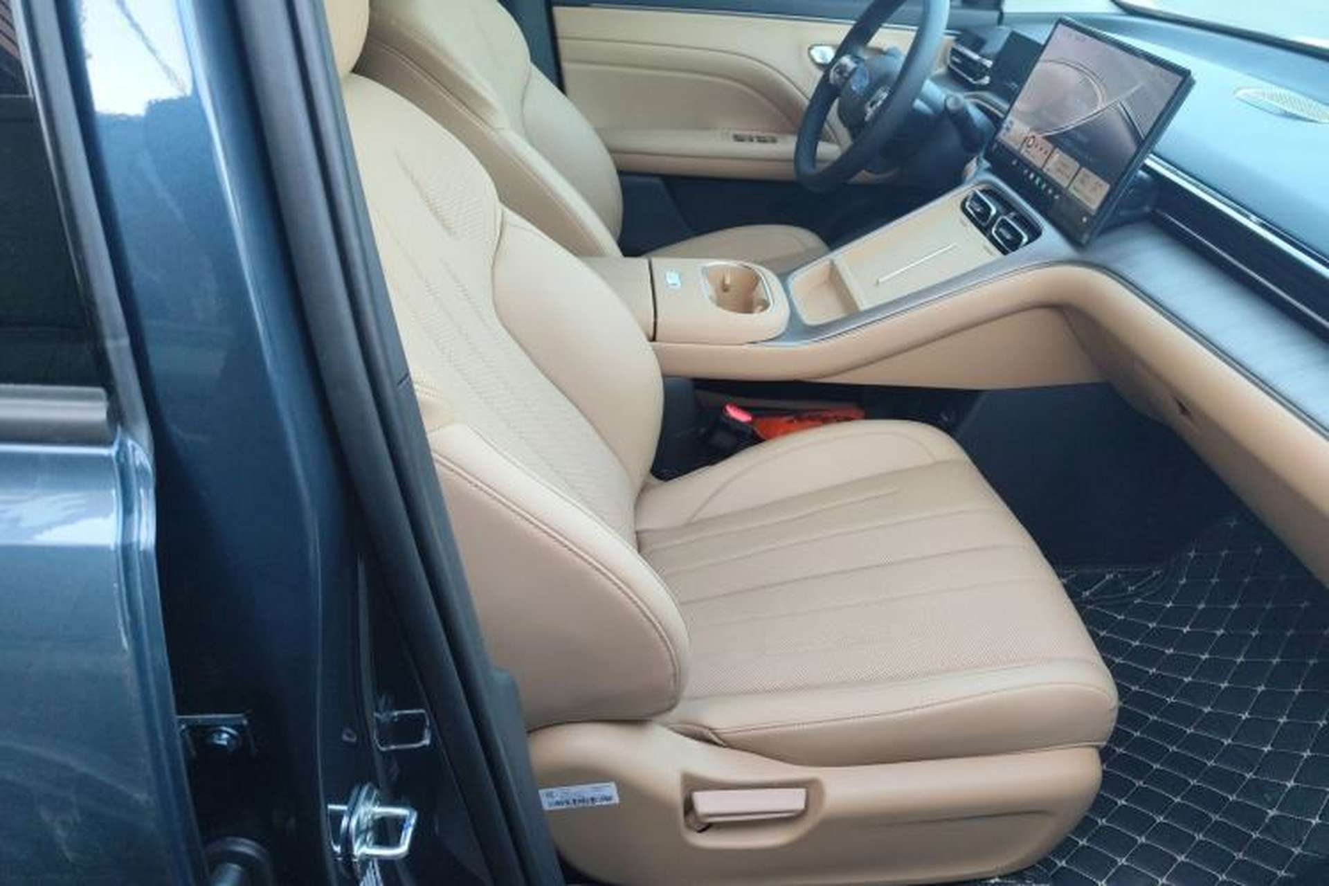 Used AION i60 2026 Model 530 Standard Edition Right Front Seat