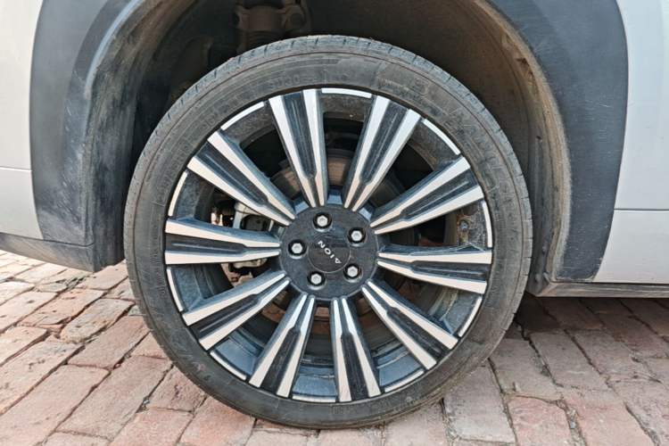 Used AION i60 2026 Model 650 Advanced Edition Right Rear Wheel Hub