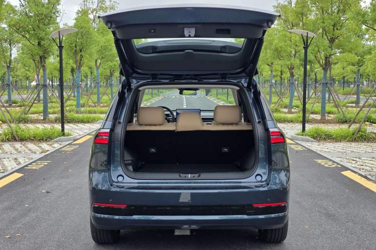 Used AION i60 2026 Model 210 Standard Edition Trunk