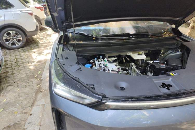 Used AION i60 2026 Model 650 Advanced Edition Engine Bay Right