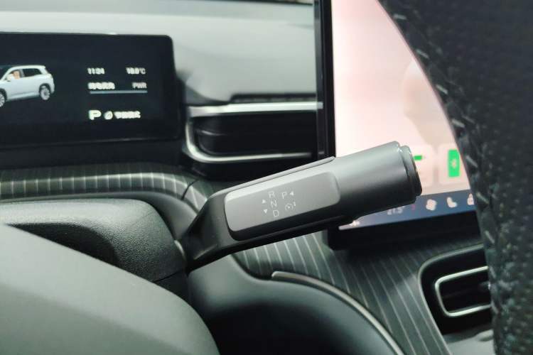Used AION i60 2026 Model 210 Standard Edition Gear Lever