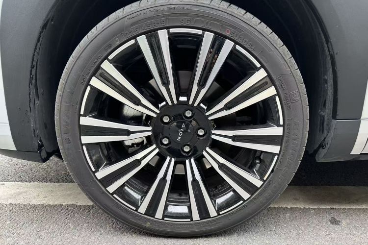 Used AION i60 2026 Model 210 Standard Edition Left Front Wheel Hub