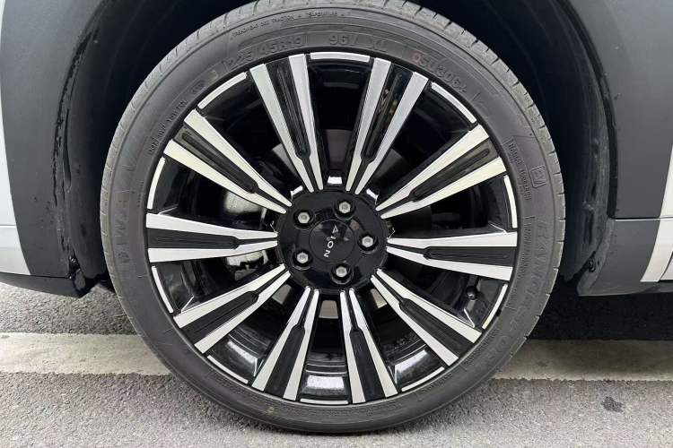 Used AION i60 2026 Model 210 Standard Edition Left Front Wheel Hub