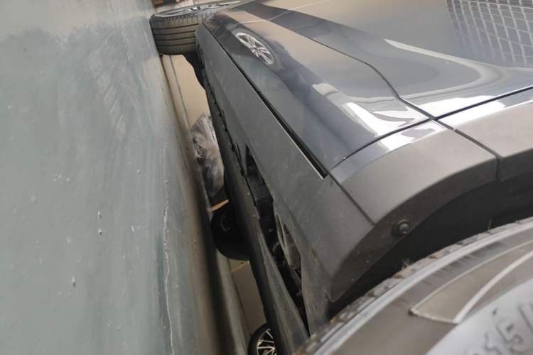 Used AION i60 2026 Model 210 Standard Edition Right Side Sill