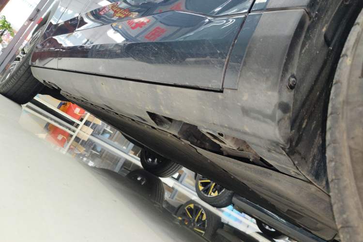 Used AION i60 2026 Model 210 Standard Edition Right Side Sill