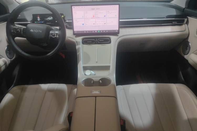 Used AION i60 2026 Model 210 Standard Edition Center Console