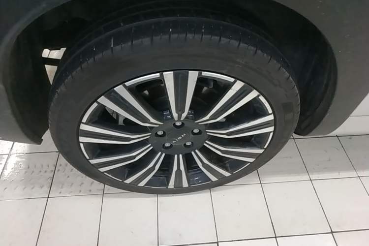 Used AION i60 2026 Model 210 Standard Edition Right Rear Wheel Hub