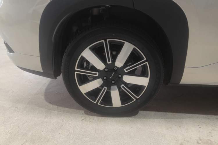Used AION i60 2026 Model 210 Standard Edition Right Rear Wheel Hub