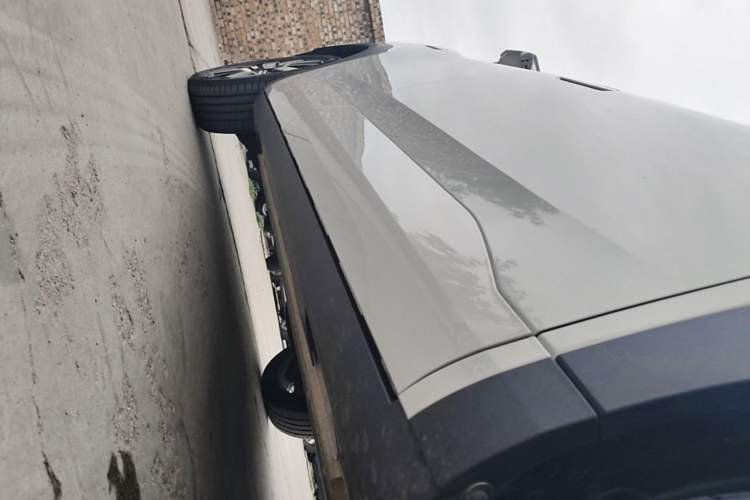 Used AION i60 2026 Model 530 Standard Edition Right Side Sill