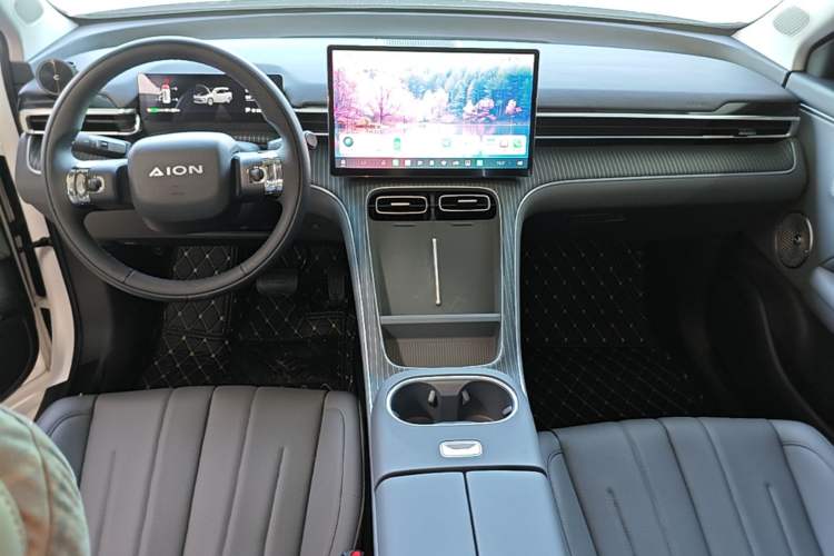 Used AION i60 2026 Model 650 Standard Edition Center Console
