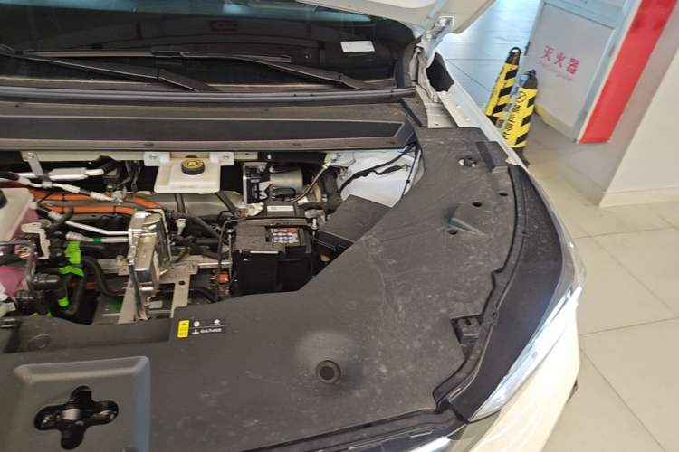 Used AION i60 2026 Model 530 Advanced Edition Engine Bay Left
