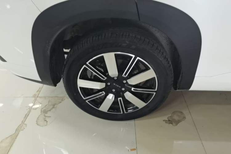Used AION i60 2026 Model 530 Standard Edition Exterior 5