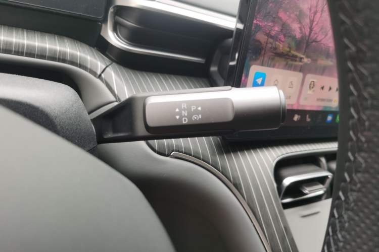 Used AION i60 2026 Model 530 Advanced Edition Gear Lever