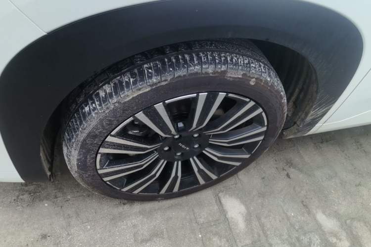 Used AION i60 2026 Model 530 Advanced Edition Left Front Wheel Hub