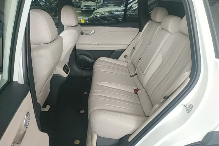 Used AION i60 2026 Model 210 Standard Edition Left Rear Seat