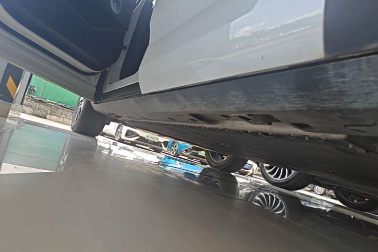Used AION i60 2026 Model 650 Standard Edition Left Side Sill