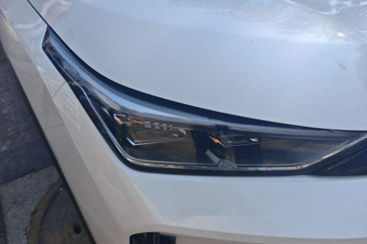 Used AION i60 2026 Model 530 Advanced Edition Right Front Headlight