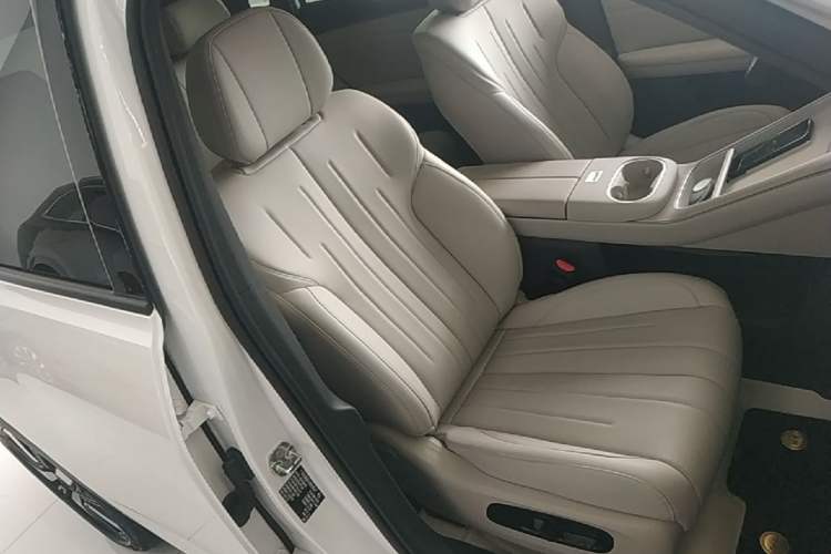 Used AION i60 2026 Model 210 Standard Edition Right Front Seat
