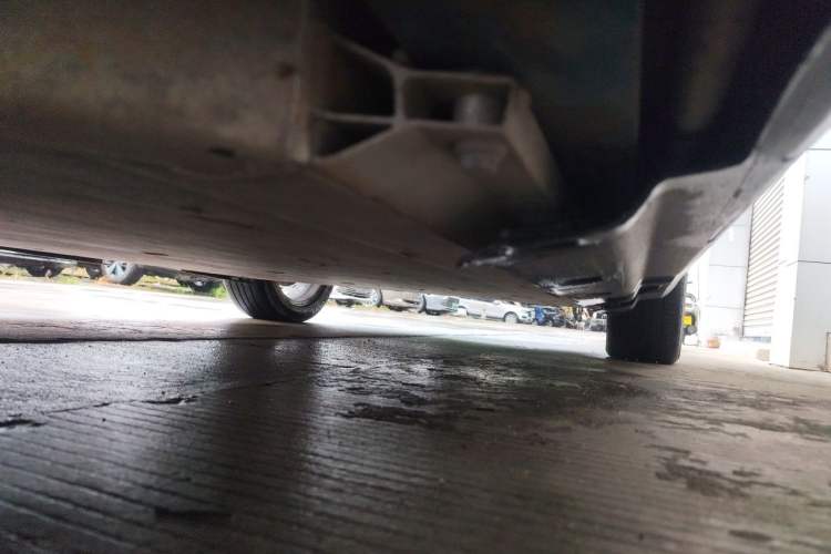 Used AION LX 2019 80D Chassis Front Left