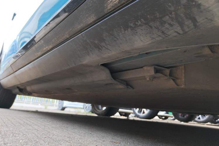 Used AION LX 2019 80D Chassis Front Right