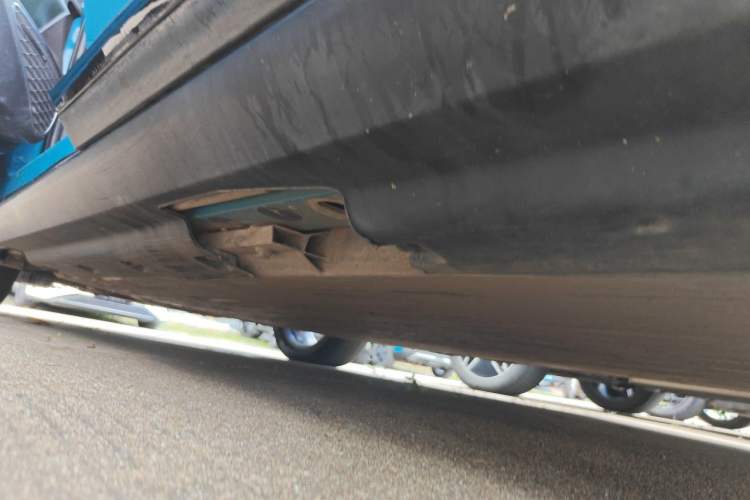 Used AION LX 2019 80D Chassis Rear Left
