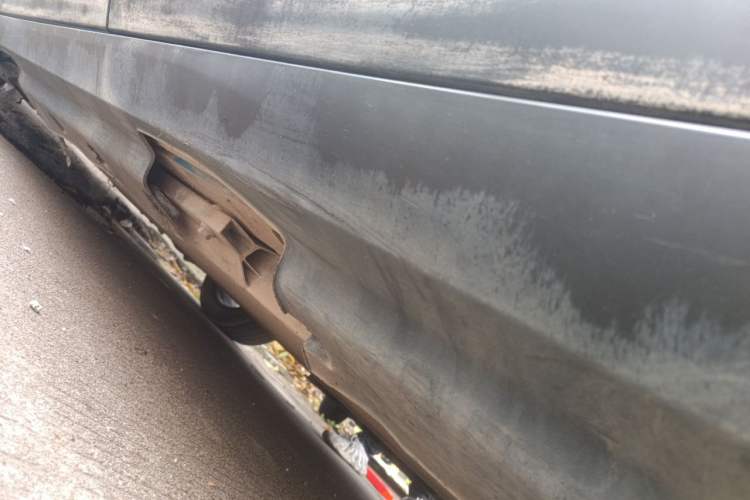 Used AION LX 2019 80D Chassis Rear Left
