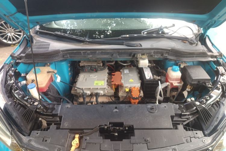 Used AION LX 2019 80D Engine Bay