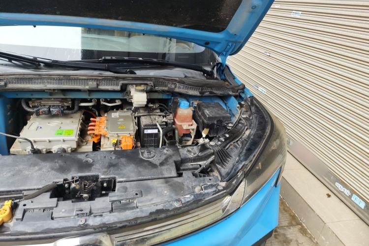 Used AION LX 2019 80D Engine Bay Left