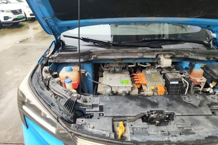 Used AION LX 2019 80D Engine Bay Right