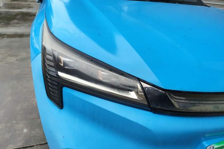 Used AION LX 2019 80D Right Front Headlight