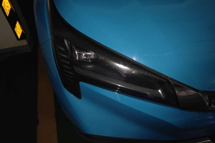 Used AION LX 2019 80 Right Front Headlight