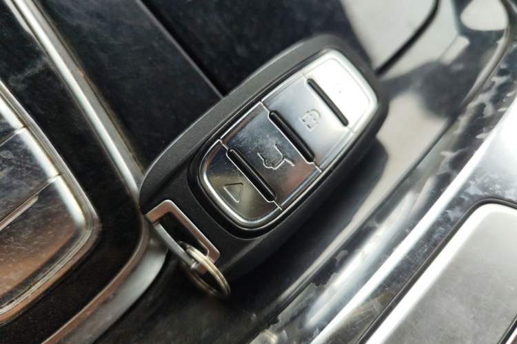 Used AION LX 2019 80D Vehicle Key