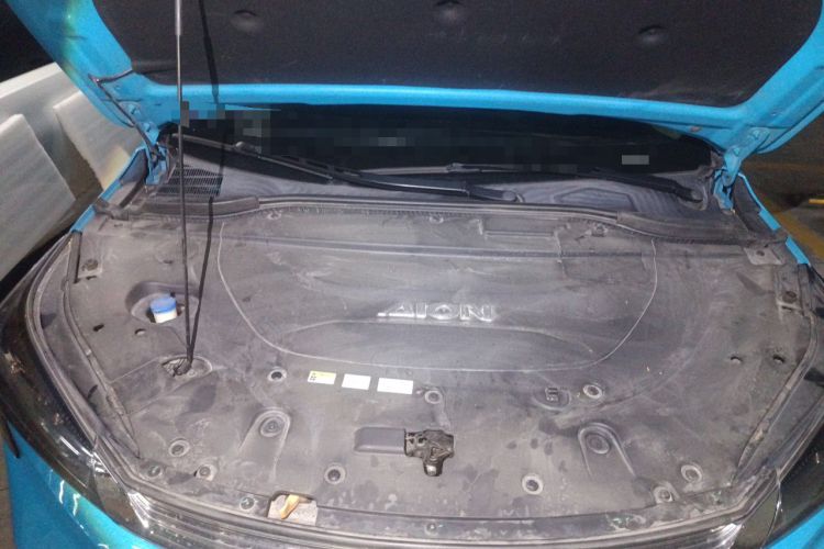 Used AION LX 2019 80D Engine Bay