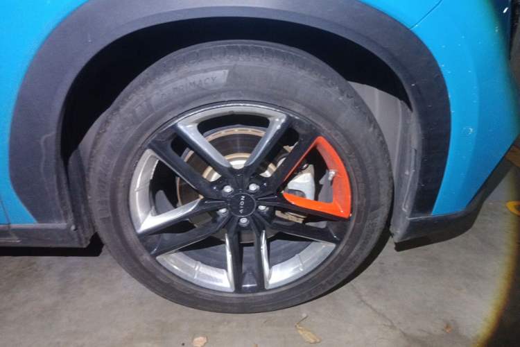 Used AION LX 2019 80D Right Front Wheel Hub