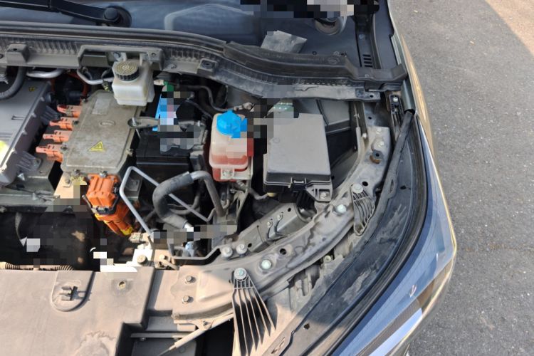 Used AION LX 2019 80 Engine Bay Left