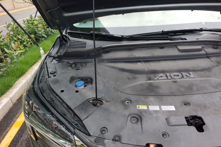 Used AION LX 2019 80 Engine Bay Right