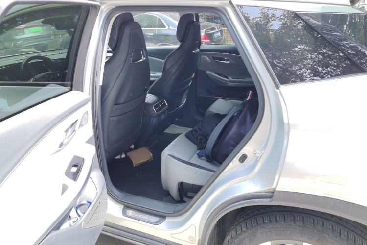 Used AION LX 2019 80D Left Rear Seat