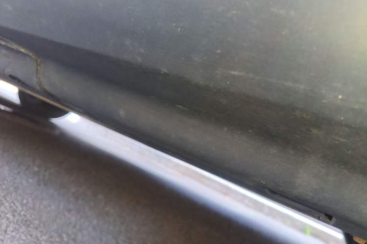 Used AION LX 2019 80 Left Side Sill