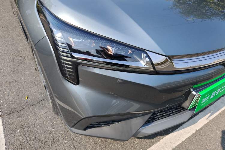 Used AION LX 2019 80 Right Front Headlight