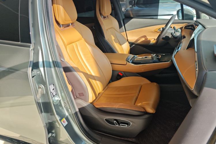 Used AION LX 2019 80D Max Right Front Seat