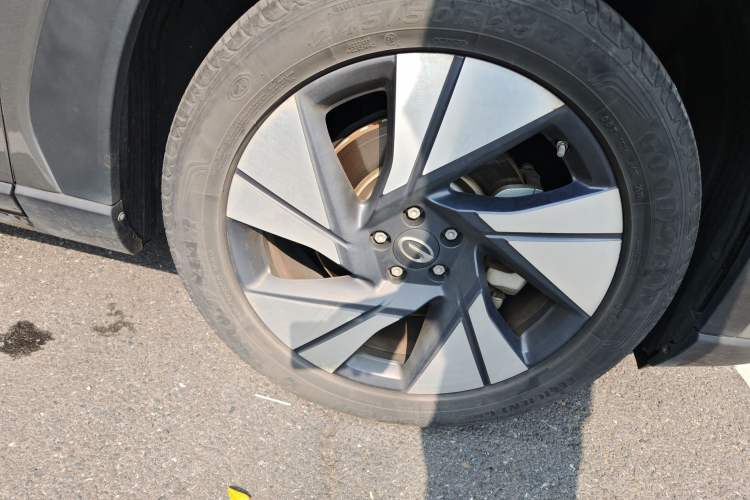 Used AION LX 2019 80 Right Front Wheel Hub