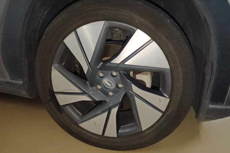Used AION LX 2019 80 Right Front Wheel Hub