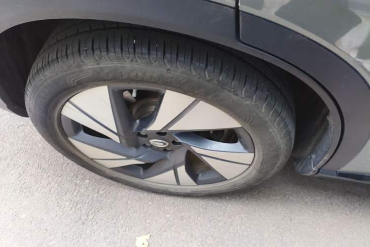 Used AION LX 2019 80 Right Rear Wheel Hub