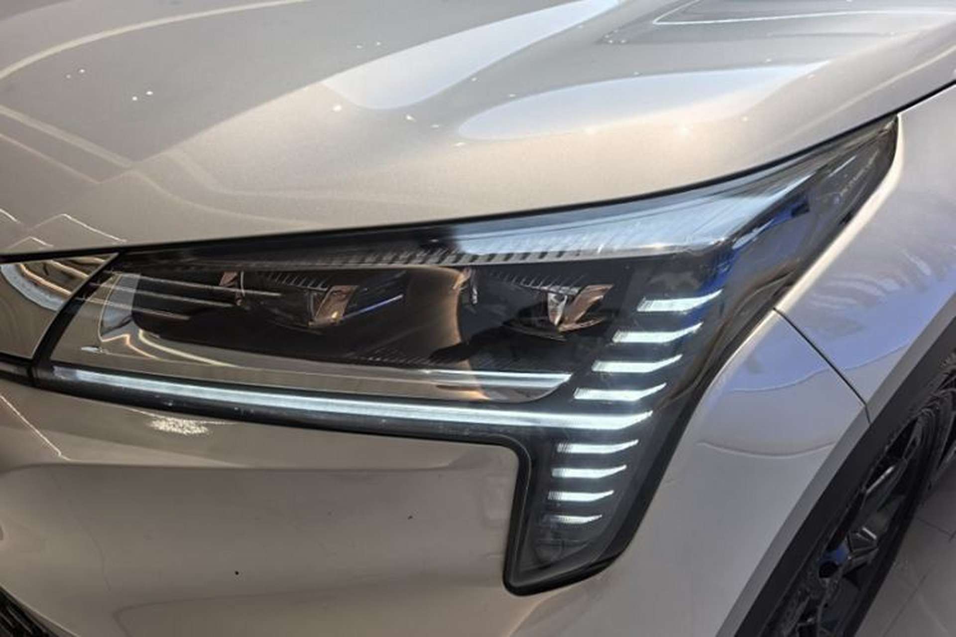 Used AION LX 2019 80 Exterior 2