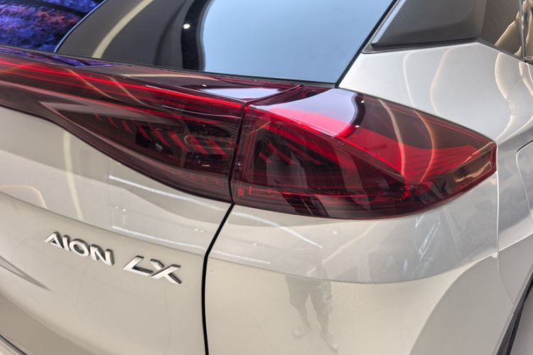 Used AION LX 2019 80 Exterior 4