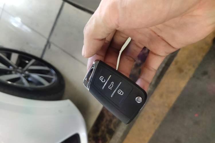 Used AION LX 2019 80 Interior 1