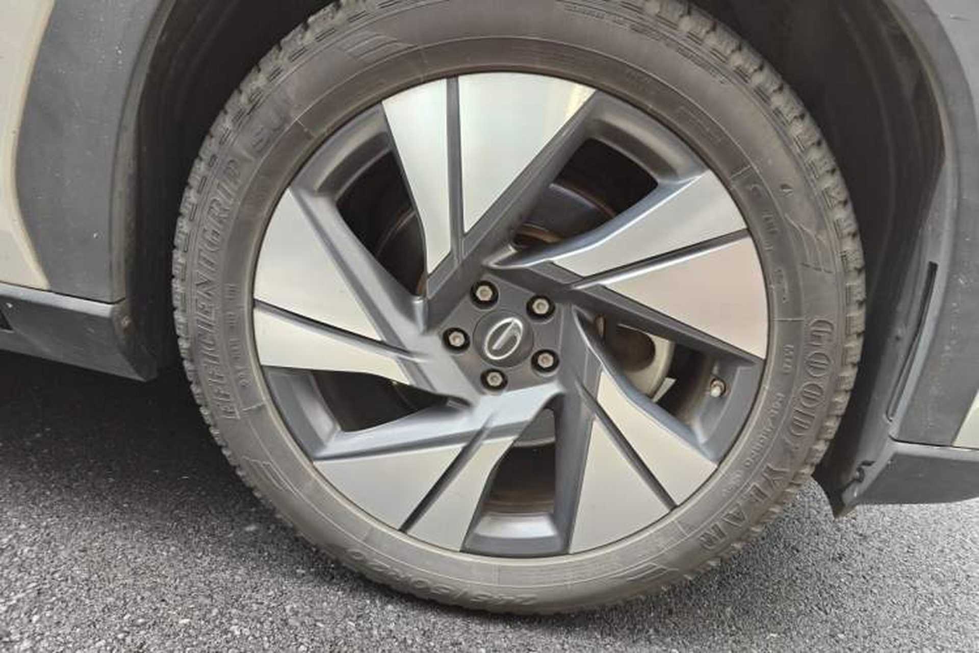 Used AION LX 2019 80 Right Front Wheel Hub