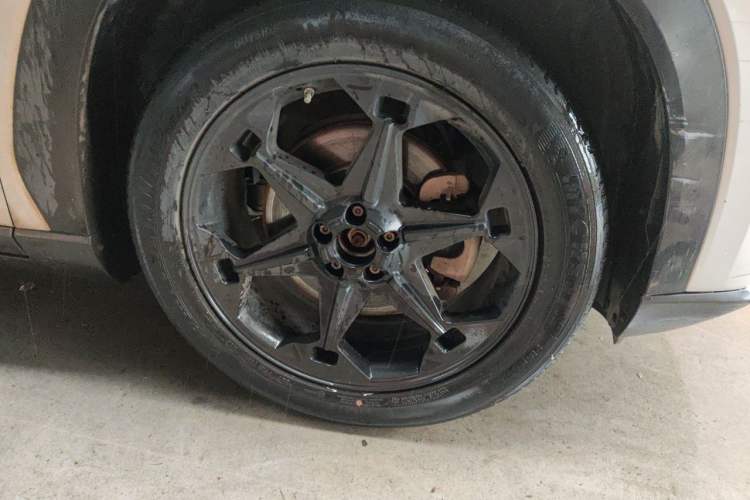 Used AION LX 2019 60 Right Front Wheel Hub