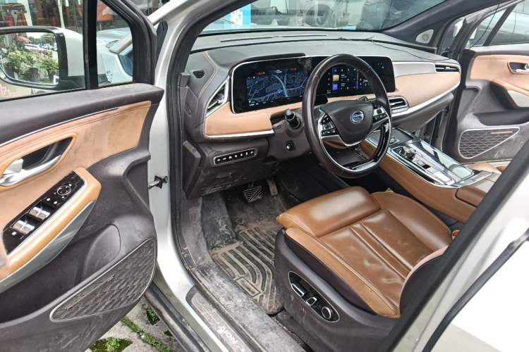Used AION LX 2019 80D Driver Seat