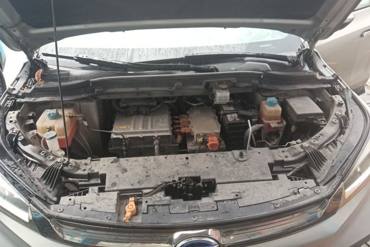 Used AION LX 2019 80D Engine Bay